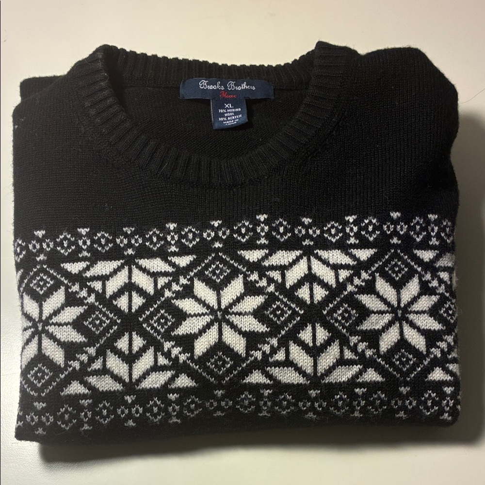 Brooks Brothers Black and White Boy’s Sweater